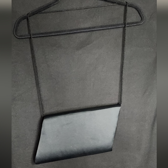 Black Trapezoid purse w/Cord strap 80s vintage - Picture 2 of 5